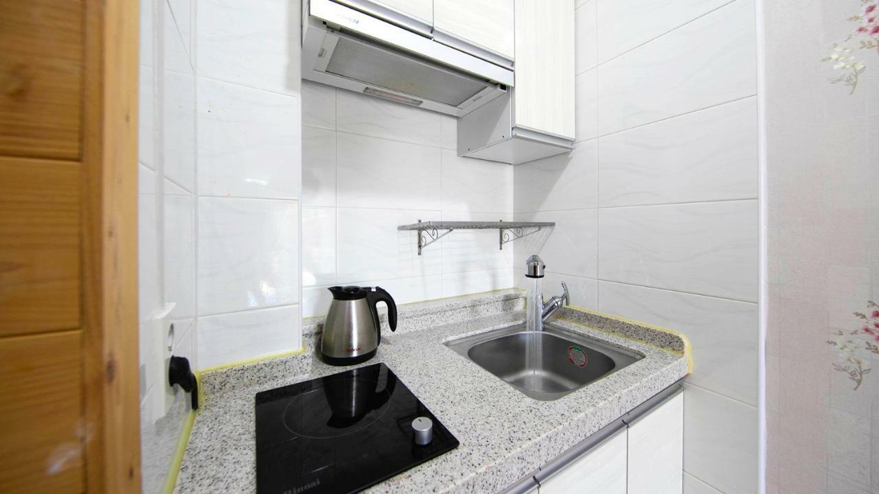 Samcheok Sol Beach Pension Екстер'єр фото
